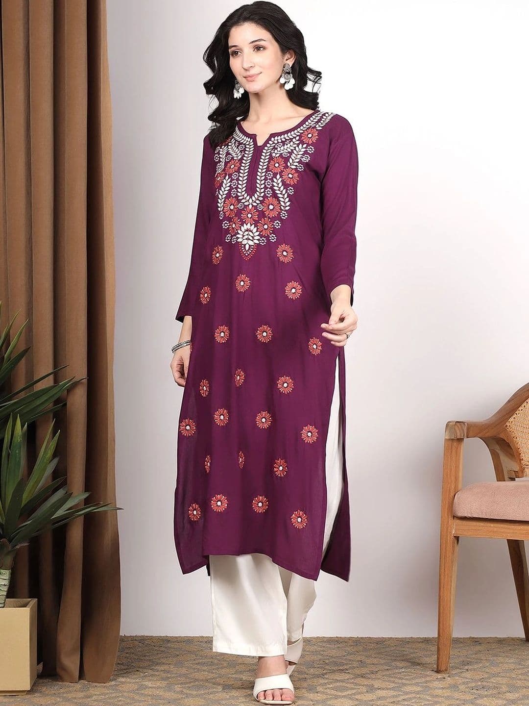 TOP N THREAD Women Wine Floral motifs Embroidered Lucknowi Chikankari Straight Long Kurta thumbnail 6