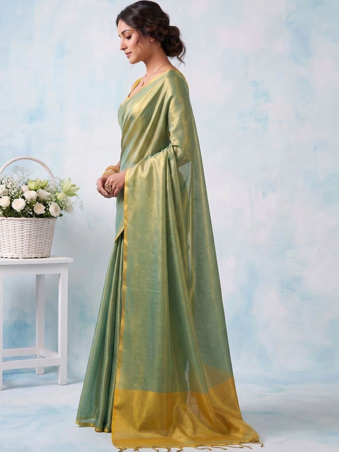 Mitera Striped Tissue Saree thumbnail 3