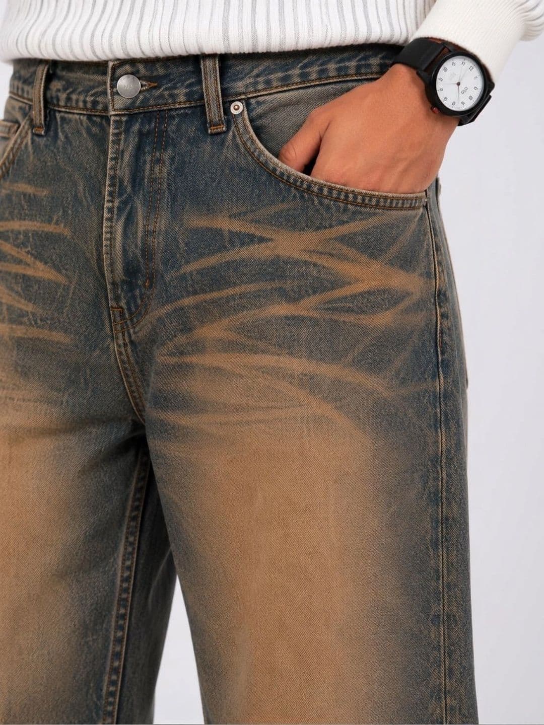 MQ Denim Men Straight Fit Mid-Rise Low Distress Light Fade Jeans thumbnail 5