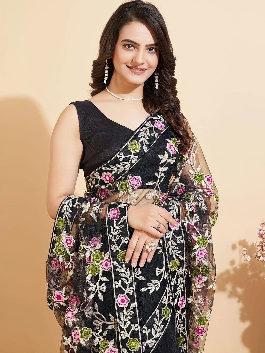akhodalkrp Floral Embroidered Net Saree thumbnail 4