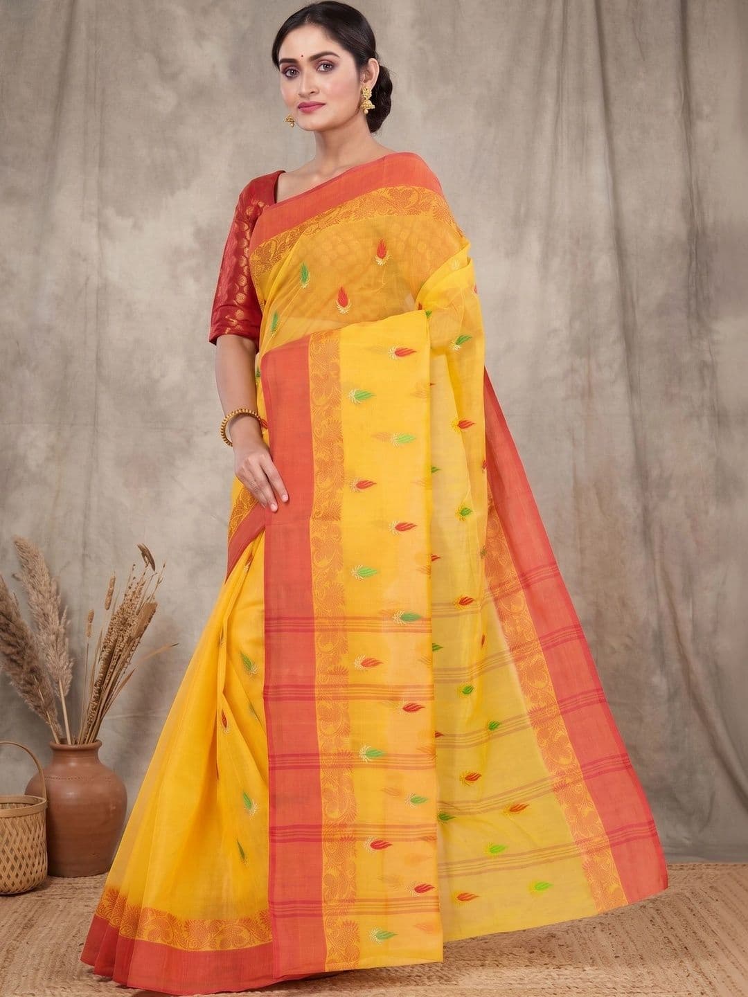 GitAsit  Women Woven Design Zari Pure Cotton Handloom Taant Saree thumbnail 4