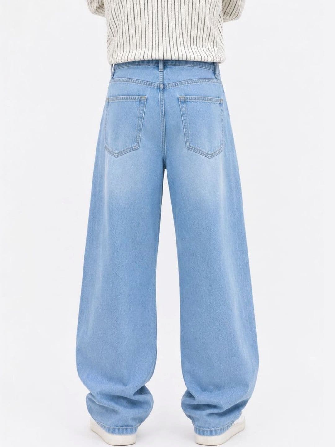 MQ Denim Men Straight Fit Mid-Rise Light Fade Jeans thumbnail 3