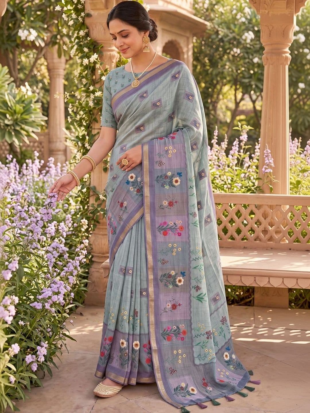 Mitera Floral Linen Blend Tussar Saree thumbnail 6