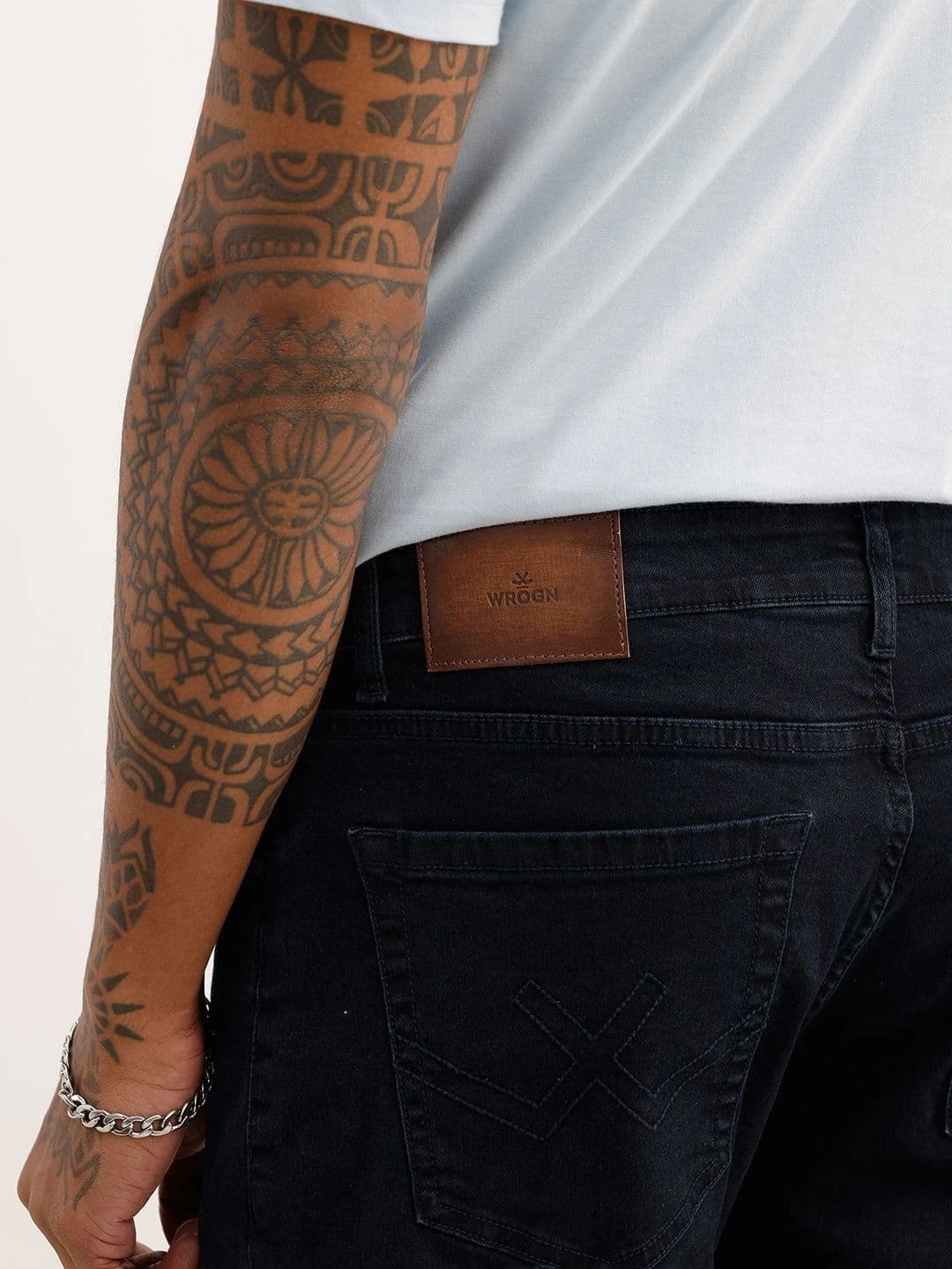 WROGN Men Slim Fit Mid-Rise Stretchable Jeans thumbnail 3