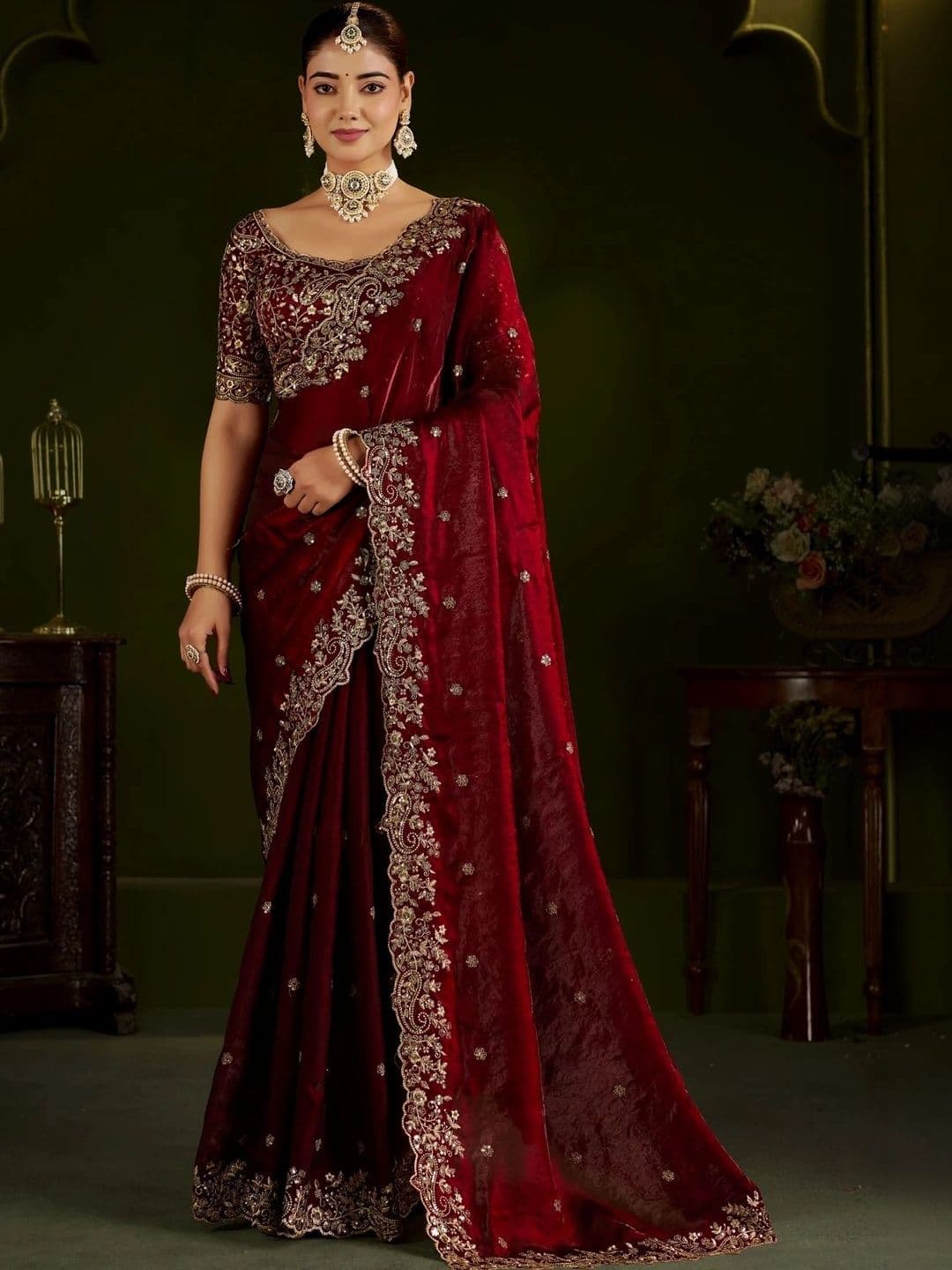 ANJAVI FASHION Women Floral Embroidered Heavy Work Saree - view 1