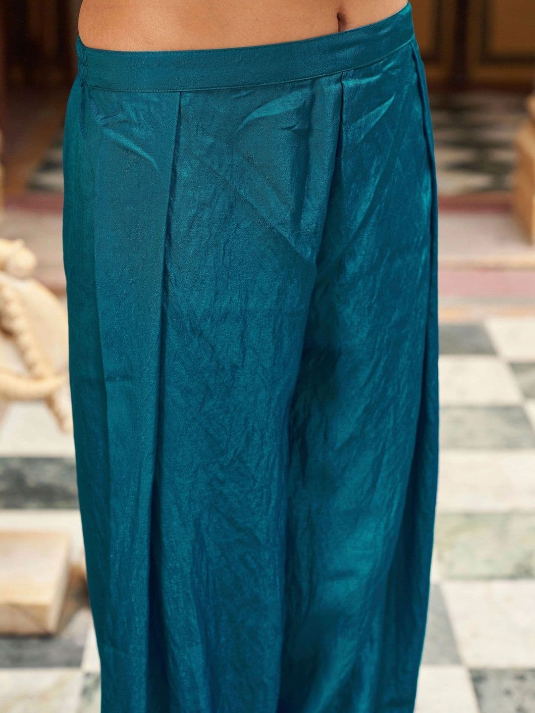 Tikhi Imli Embroidered Silk Blend Farshi Salwar Kurta Set Women thumbnail 6