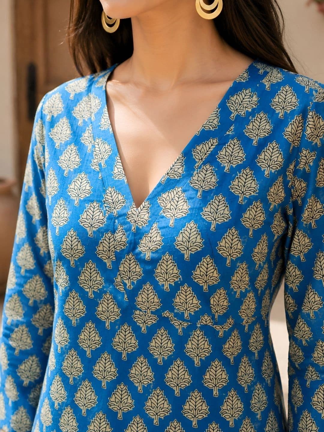 Anouk Ethnic Motifs Printed V-Neck Flared Sleeves Pure Cotton Straight Kurti thumbnail 6
