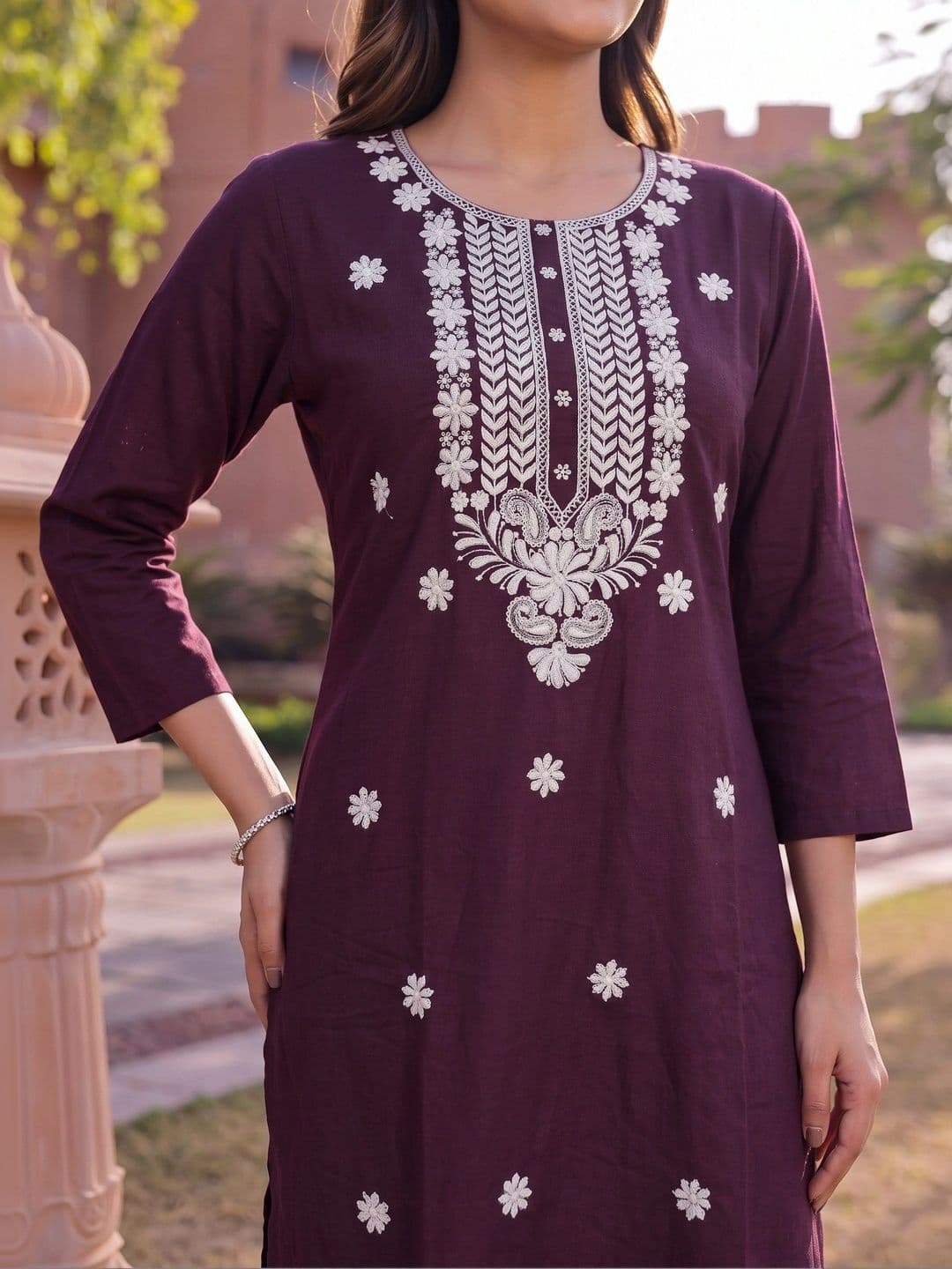 Rangita Women Ethnic Motifs Embroidered Chikankari Kurta thumbnail 5