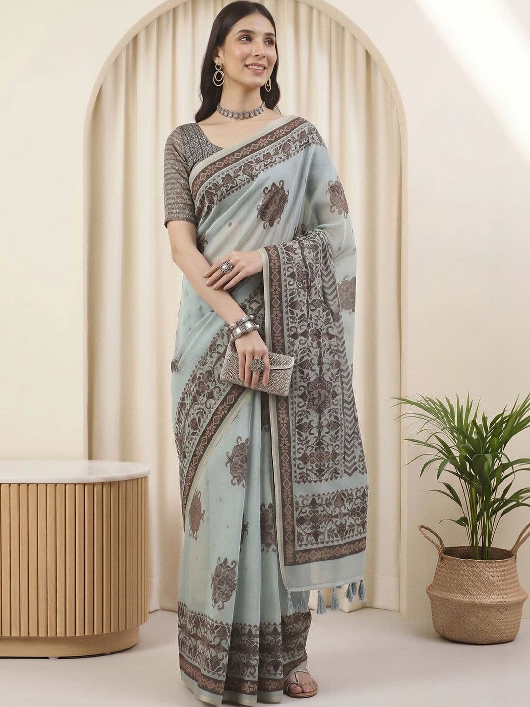 Sangria Ethnic Motifs Linen Blend Designer Block Print Saree thumbnail 4