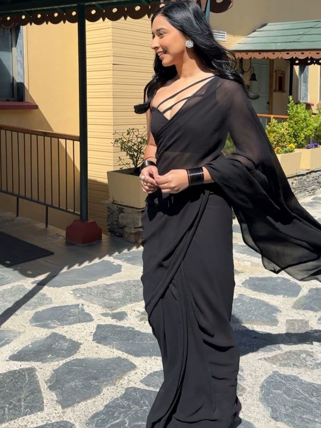 Sangria Poly Georgette Designer Maheshwari Saree thumbnail 4