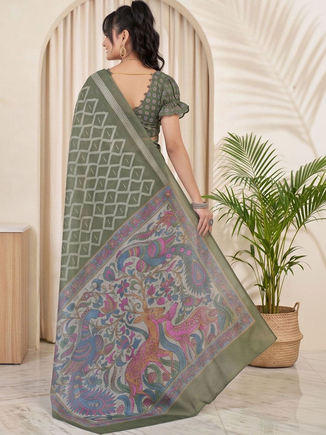 Sangria Linen Blend Designer Saree thumbnail 2