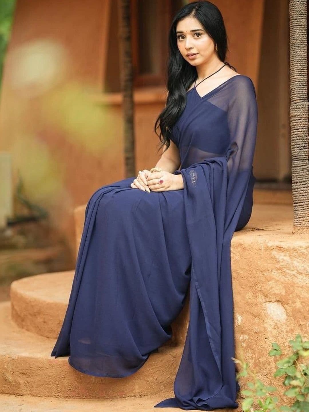 Sangria Poly Georgette Designer Maheshwari Saree thumbnail 7