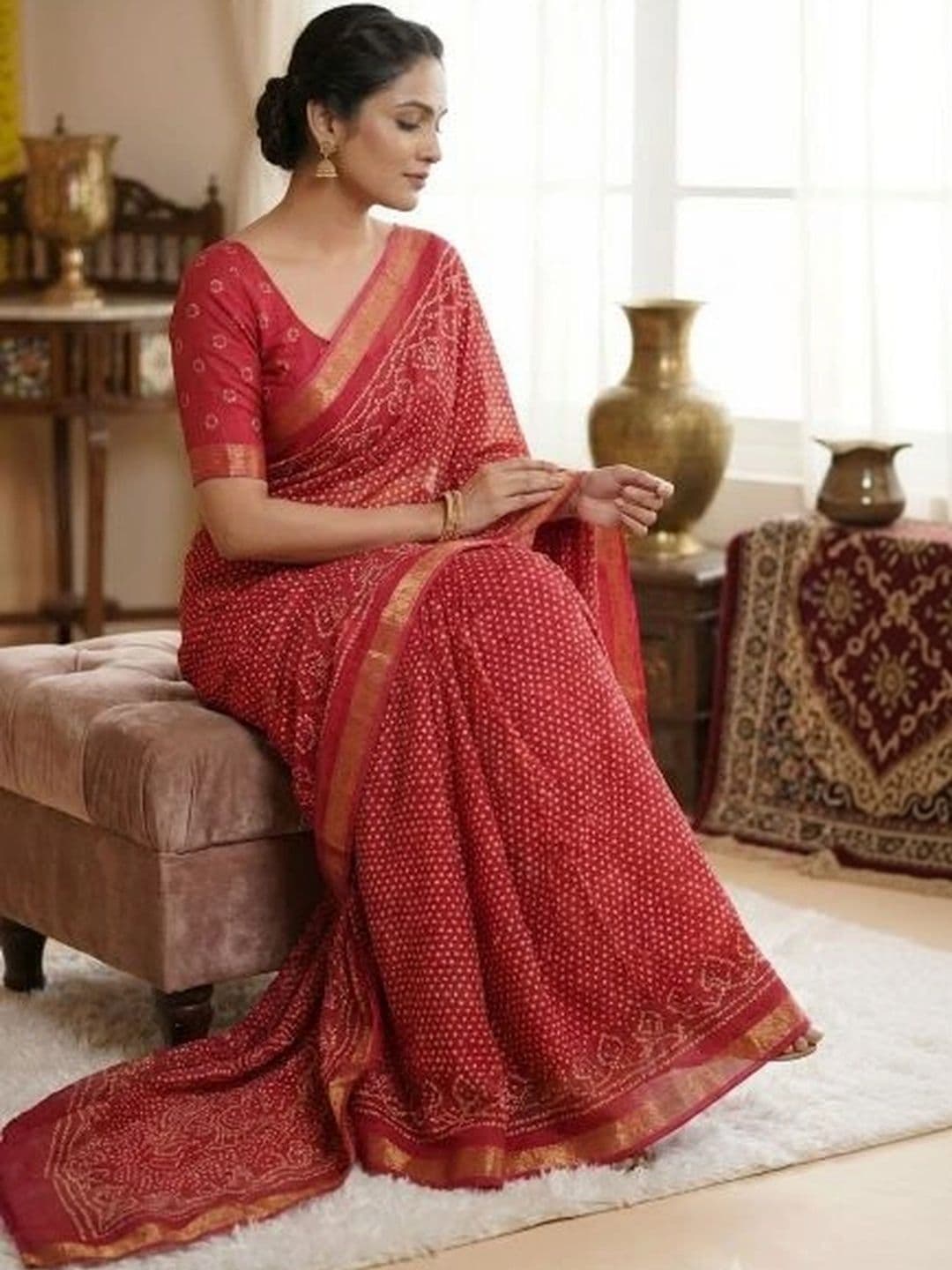 KALINI Bandhani Zari Pure Georgette Fusion Saree thumbnail 4