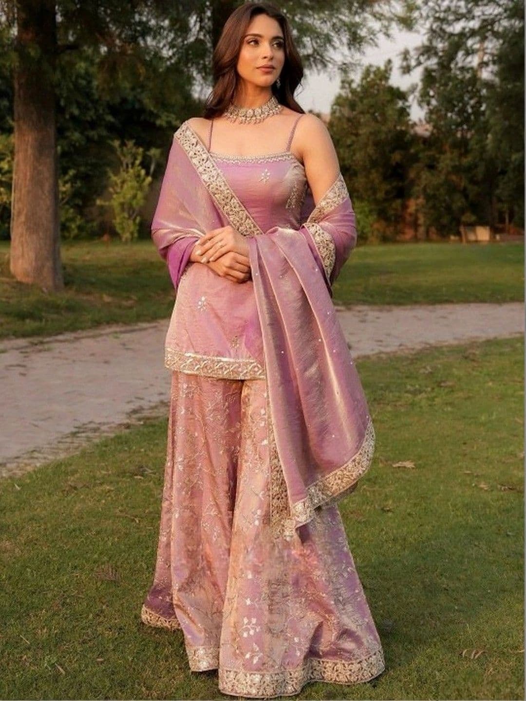 MITUDAY Women Embroidered Regular Kurti with Sharara & With Dupatta - view 1