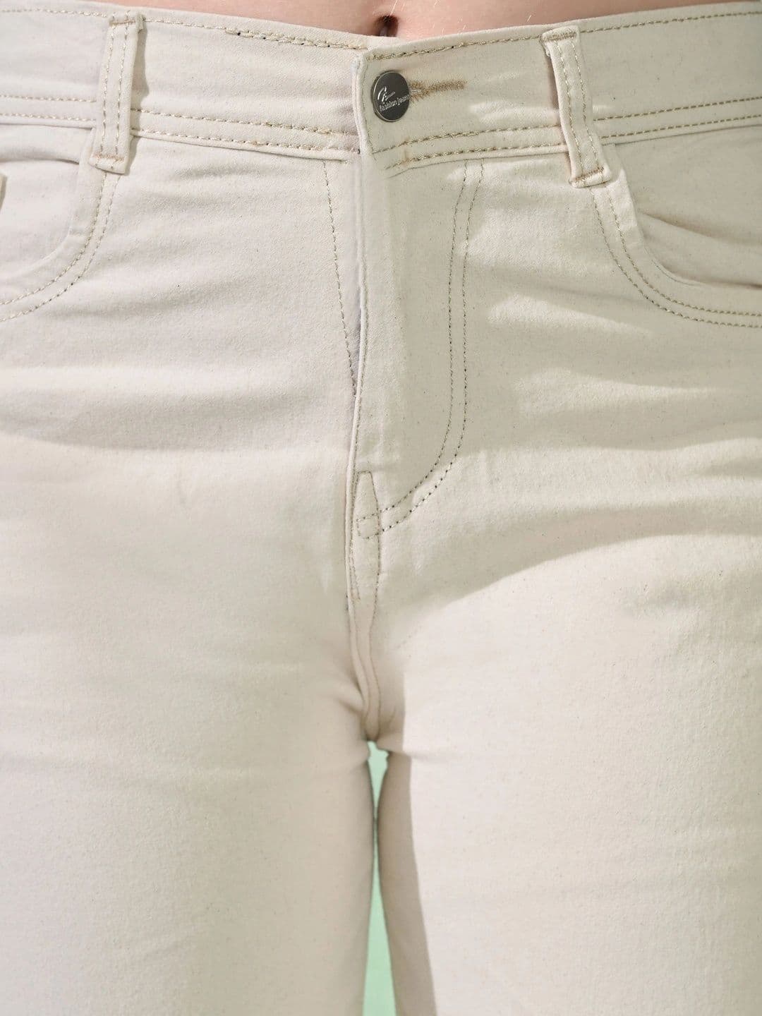 Mast & Harbour Women Classic Regular Fit Mid-Rise Stretchable Denim Jeans thumbnail 2