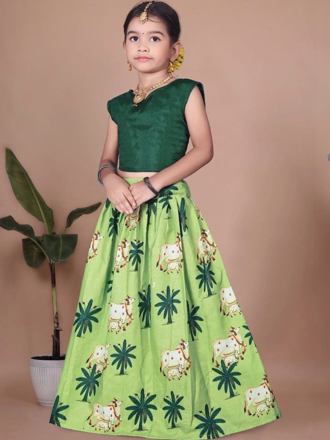 Tiny Twirls Girls Ready to Wear Lehenga & thumbnail 3
