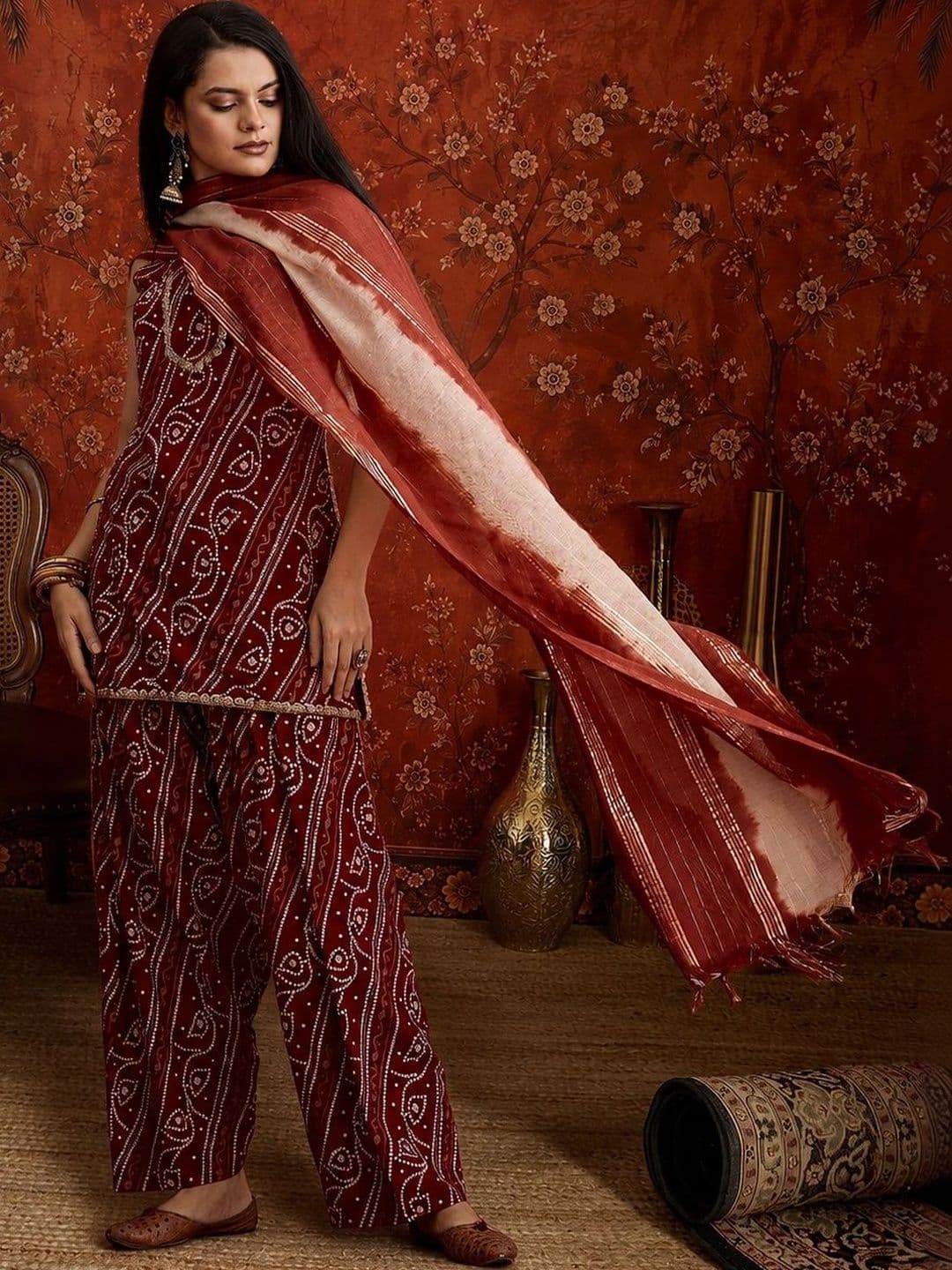 Sangria Women Ethnic Motifs Printed Regular Kurta with Patiala & With Dupatta thumbnail 3