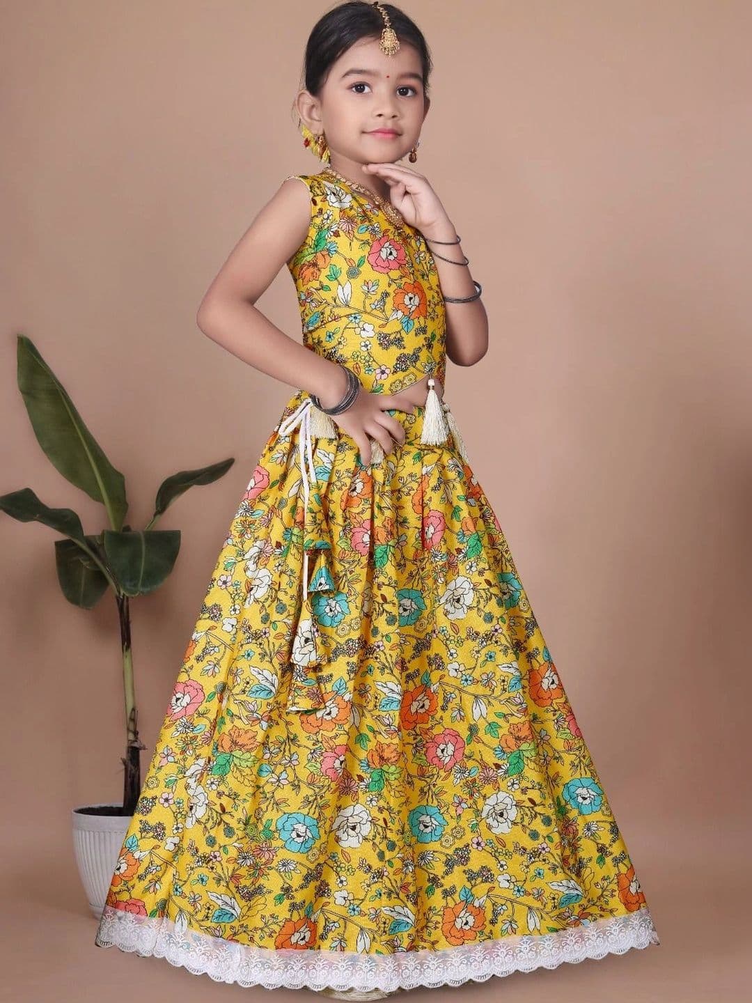 Tiny Twirls Girls Printed Ready to Wear Lehenga & thumbnail 5