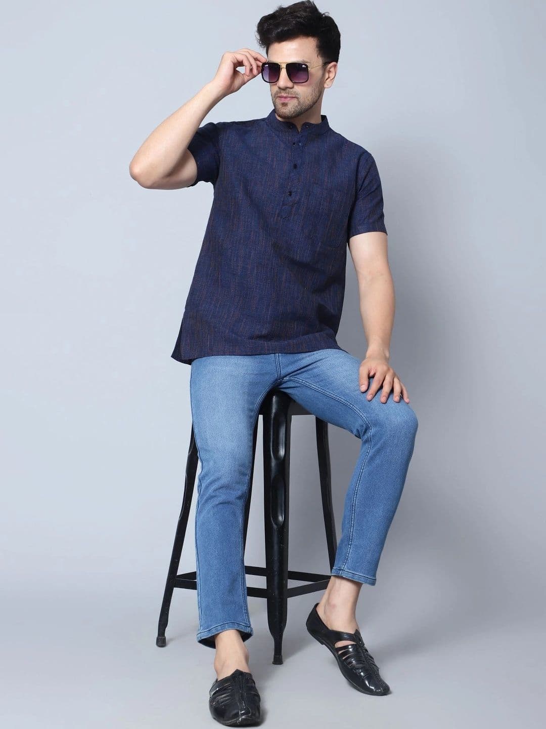 Latest Chikan Garments Men Khadi Kurta thumbnail 4