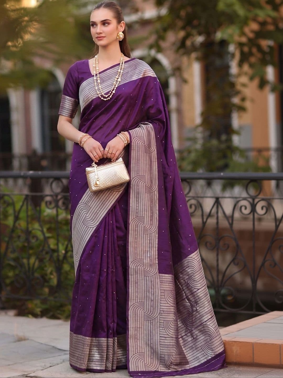 Mitera Woven Design Zari Silk Blend Banarasi Saree - view 1