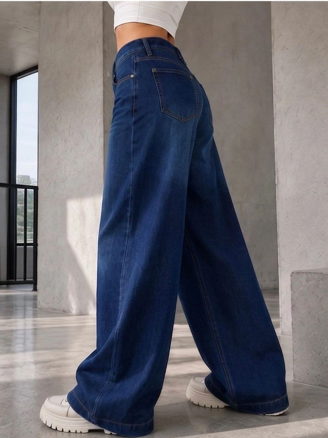 Shrutika Women Original Wide Leg High-Rise Light Fade Stretchable Jeans thumbnail 2