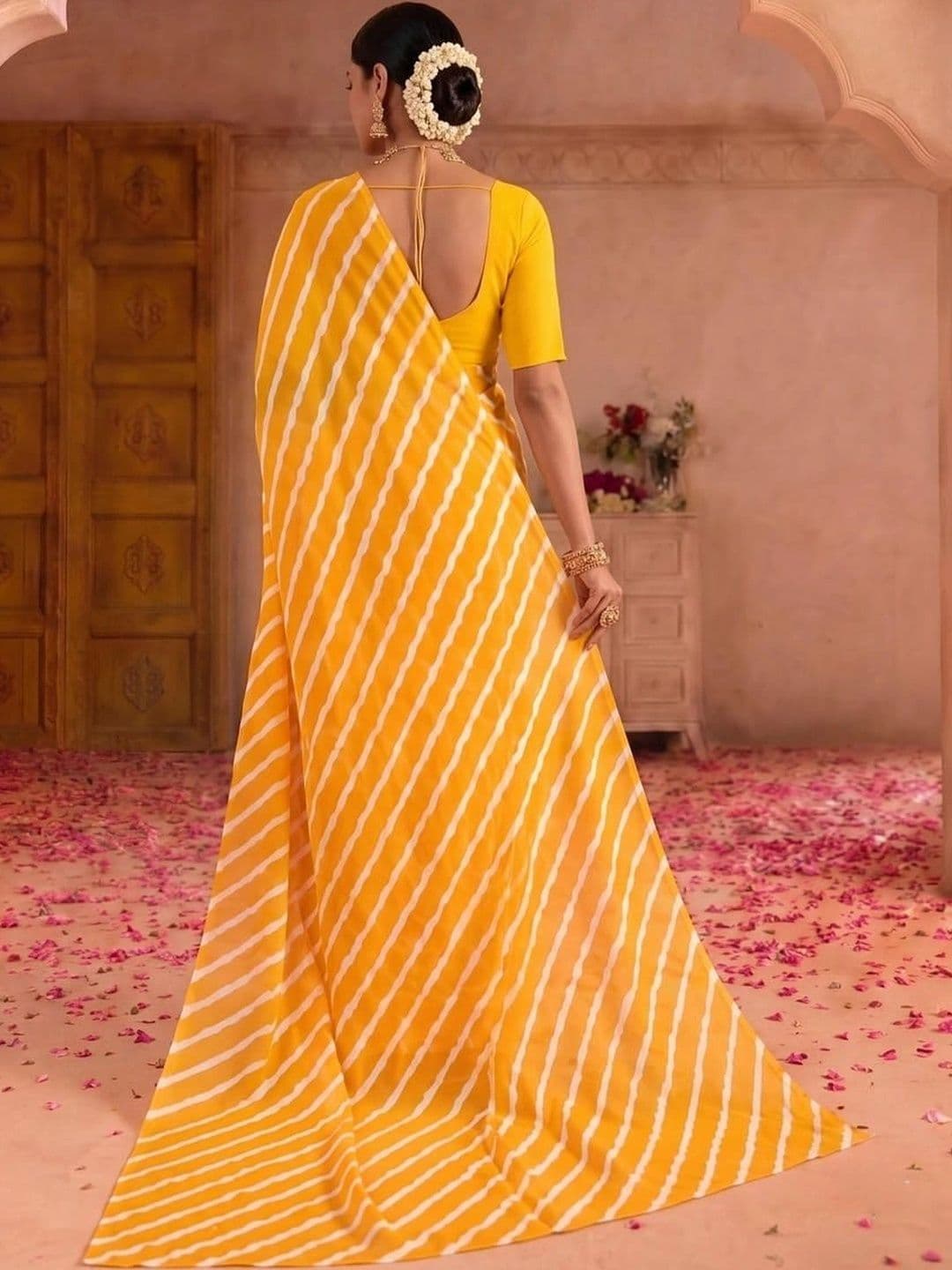 SAMANTHA Leheriya Poly Georgette Leheriya Saree thumbnail 2