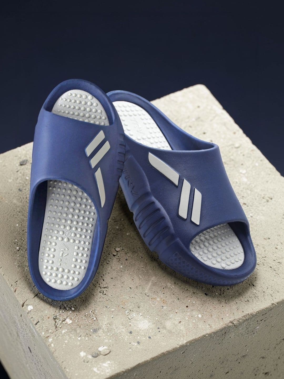 TRV Men Sliders - view 1