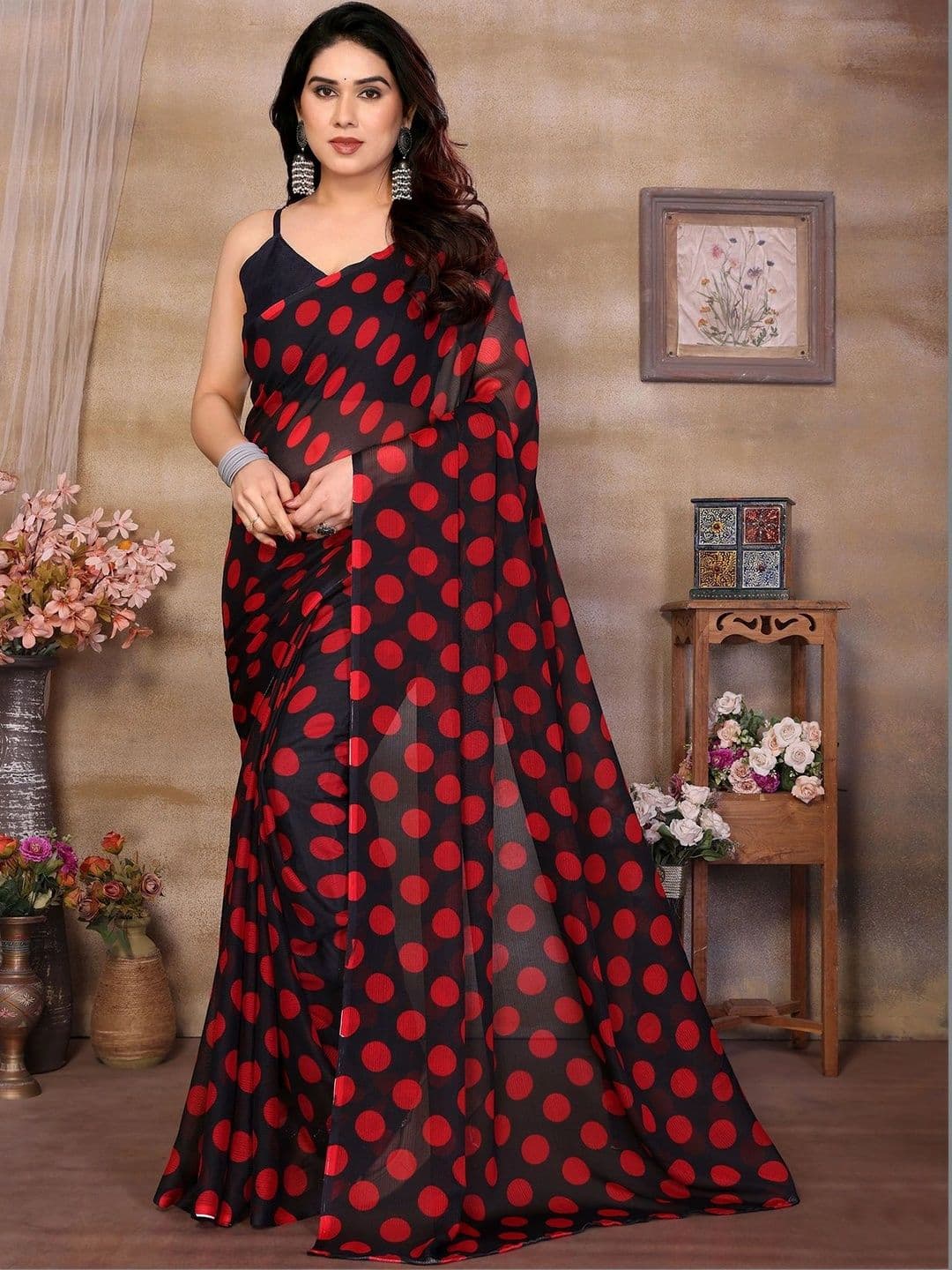 JANOI Polka Dot Pure Georgette Saree thumbnail 3
