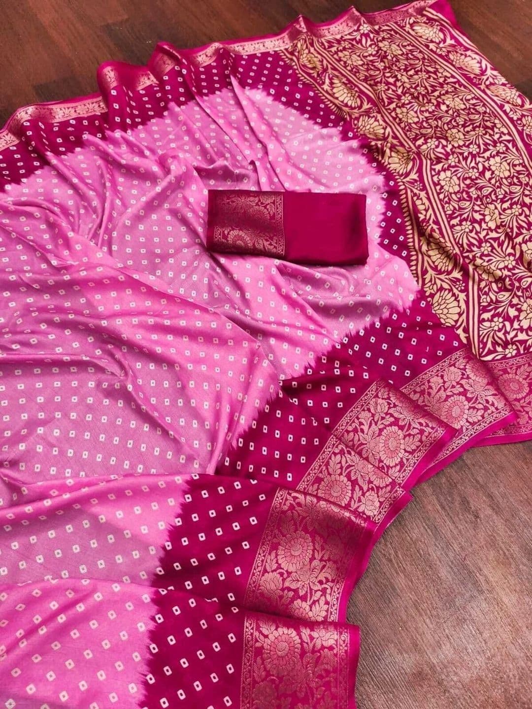 BOLOKA Bandhani Zari Art Silk Designer Banarasi Saree thumbnail 4