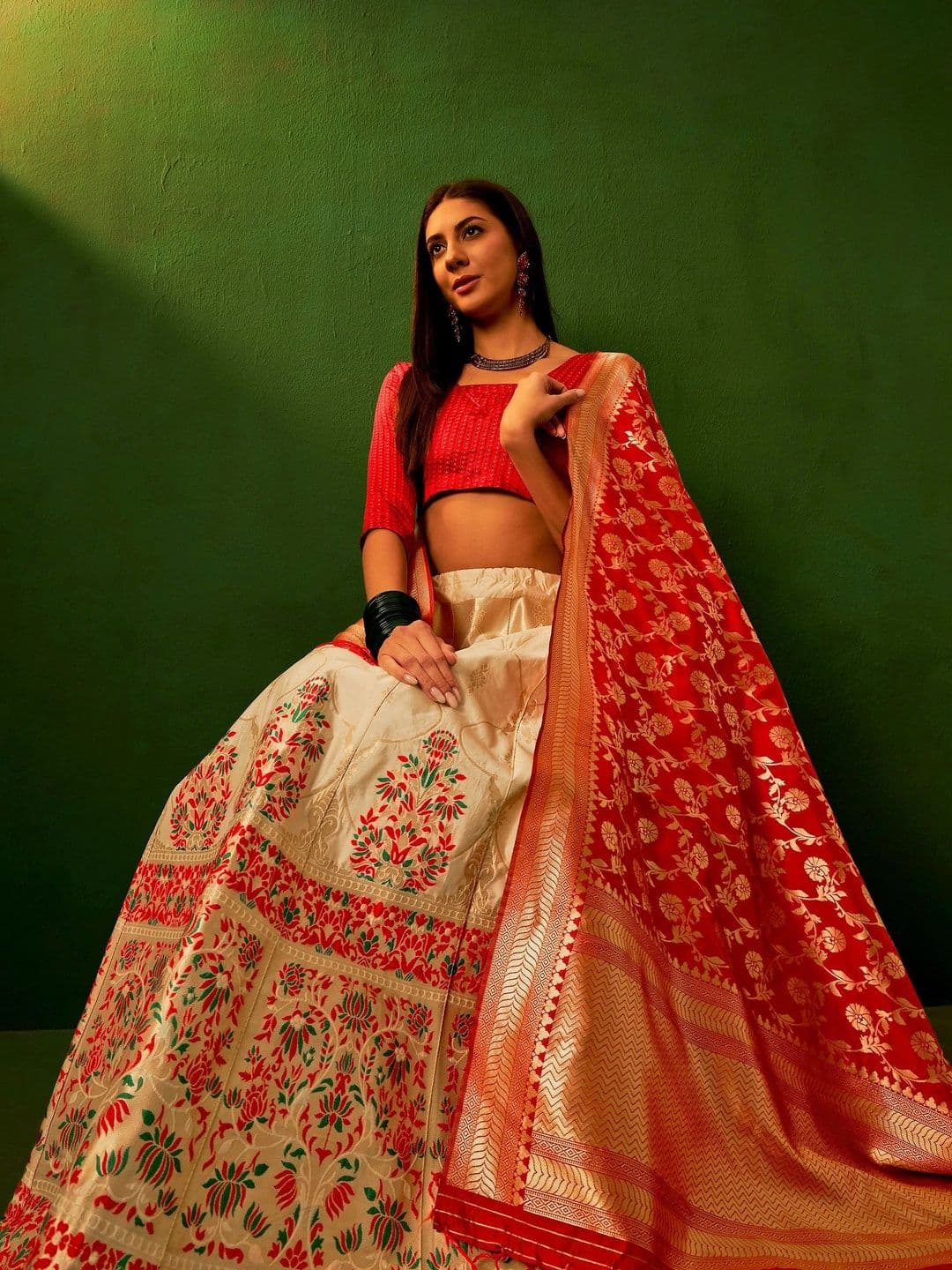 Anouk Rustic Semi-Stitched Lehenga & Unstitched Blouse With Dupatta thumbnail 6