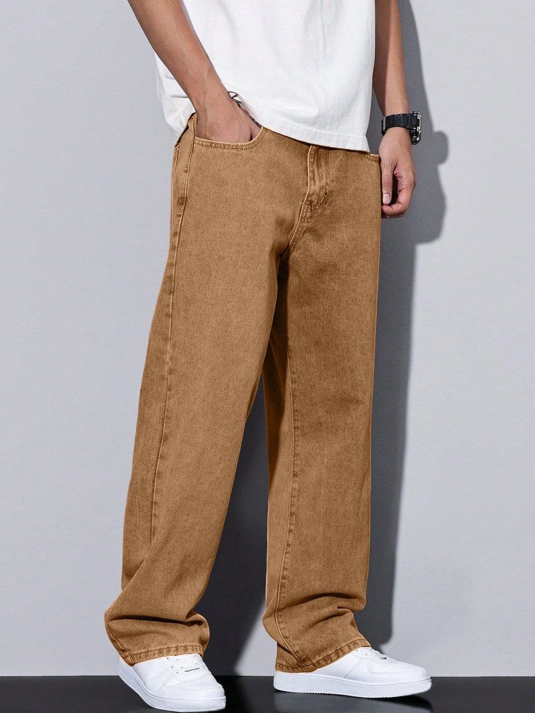 PLUS 91 Men Smart Straight Fit Mid-Rise Jeans thumbnail 2