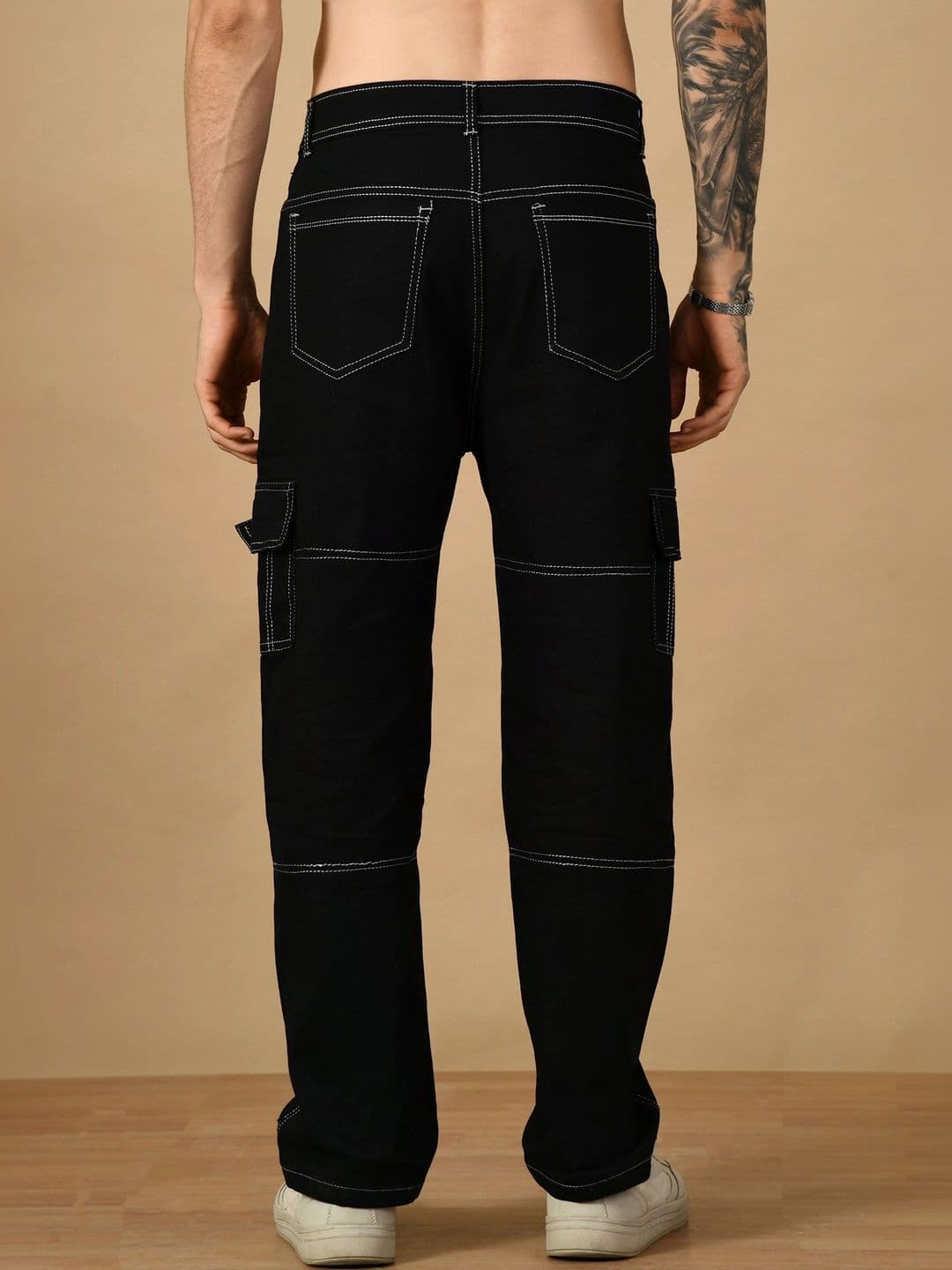 Metronaut Men Classic Relaxed Fit Mid-Rise Stretchable Jeans thumbnail 2