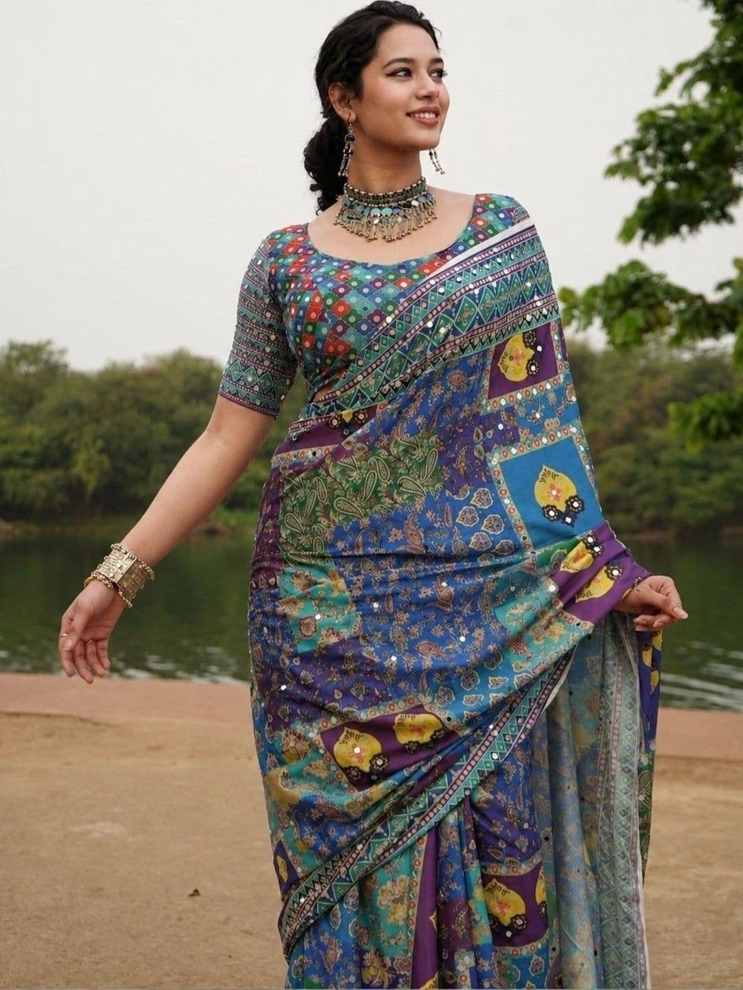 Sangria Ajrak Block Mirror Work Poly Chiffon Patola Saree thumbnail 5