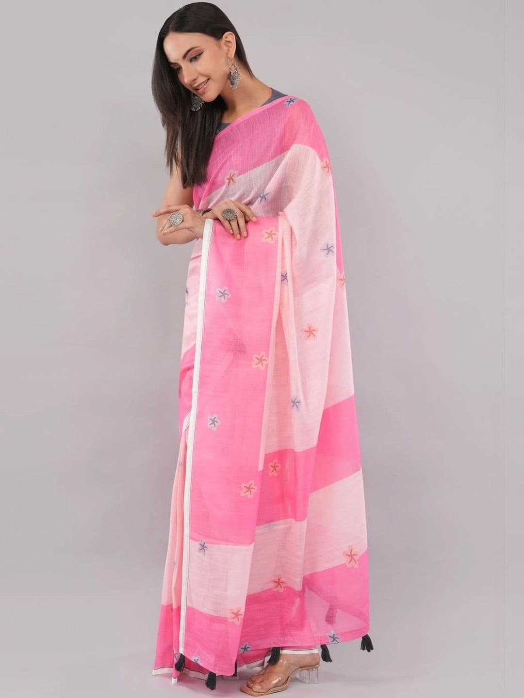 SAMANTHA Striped Embroidered Linen Blend Saree thumbnail 4