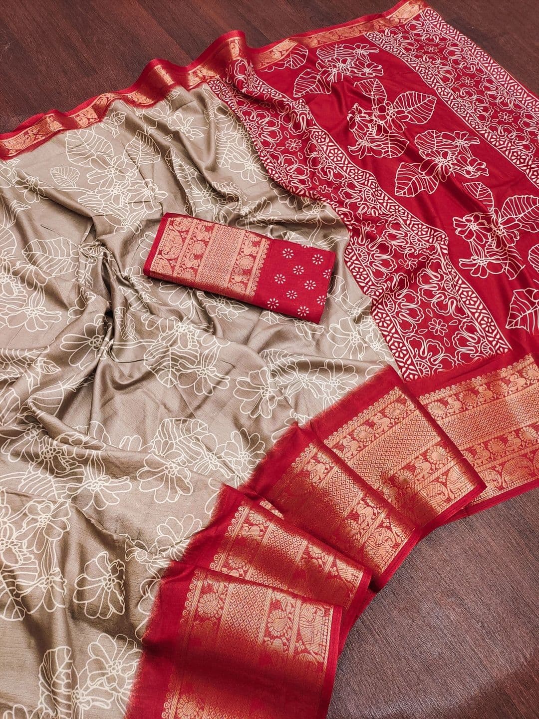 BOLOKA Zari Art Silk Designer Saree thumbnail 4