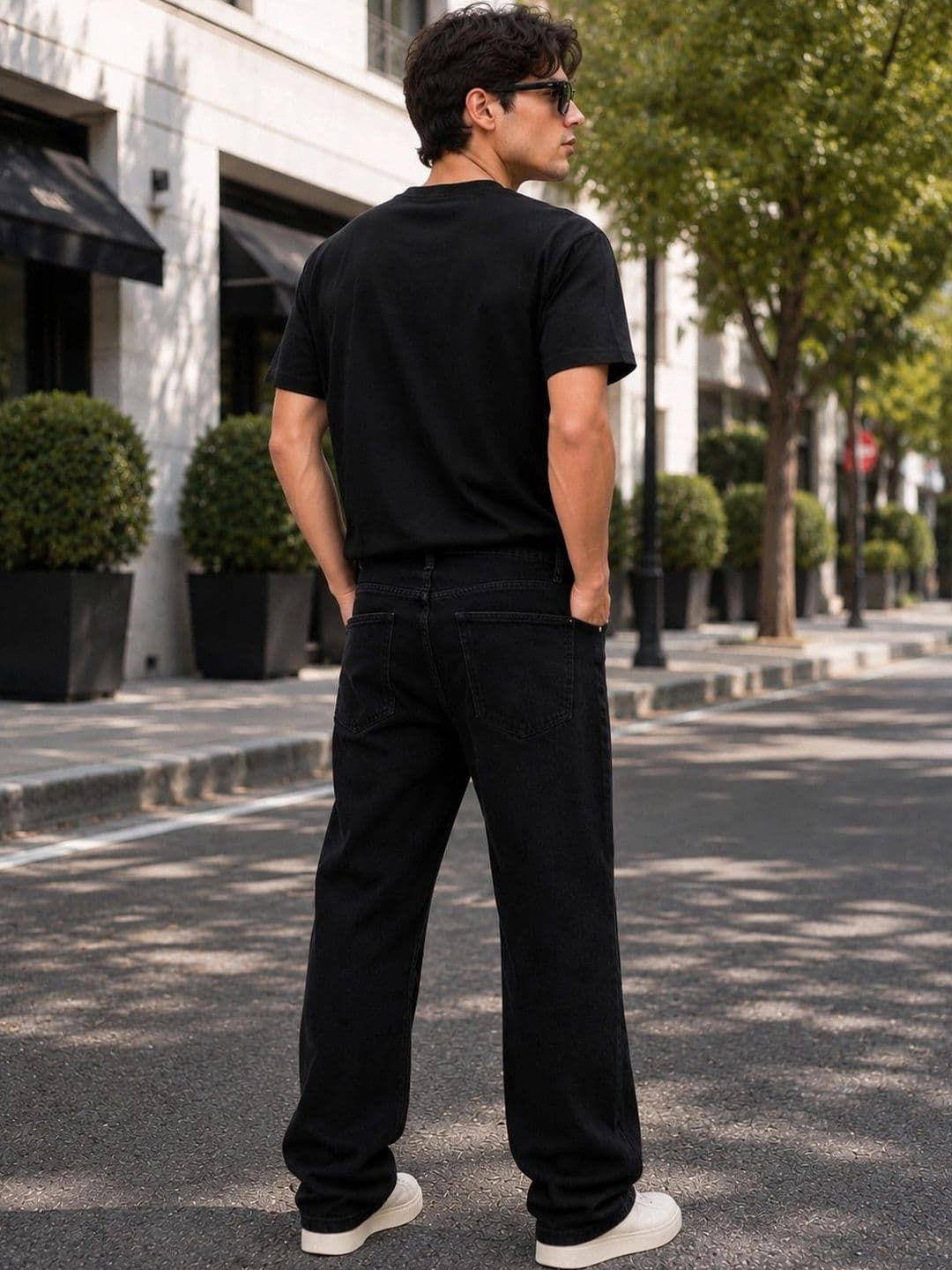 MQ Denim Men Straight Fit Mid-Rise Jeans thumbnail 4