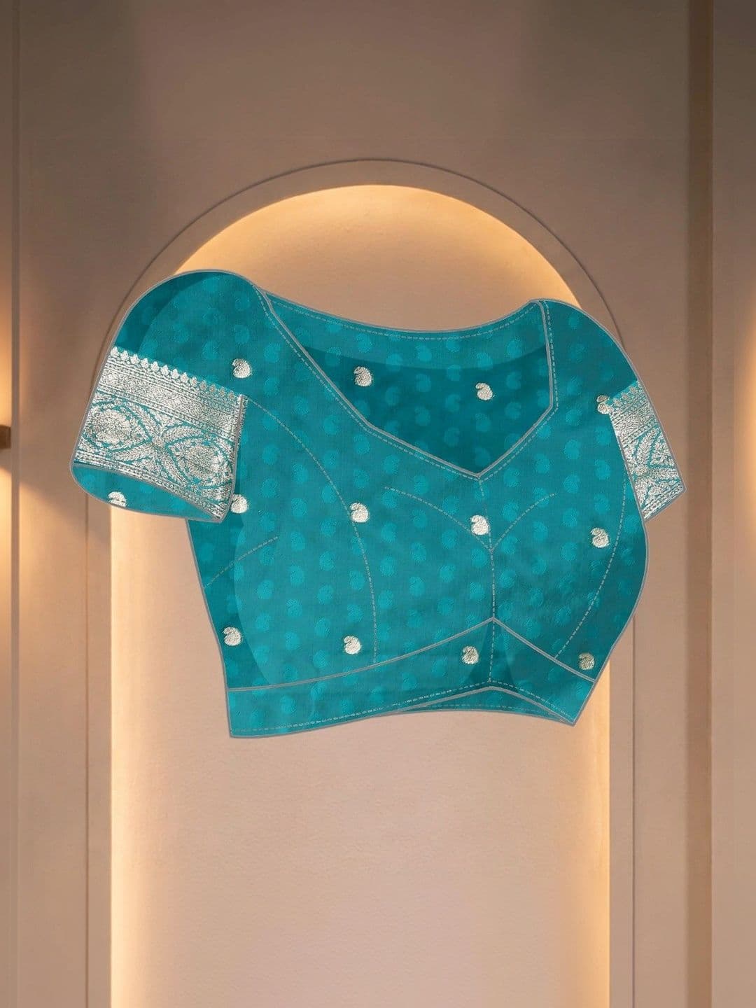 SILKARA CREATION Striped Zari Silk Blend Banarasi Saree thumbnail 7