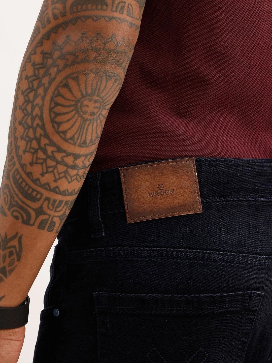 WROGN Men Skinny Fit Mid-Rise Light Fade Stretchable Jeans thumbnail 2