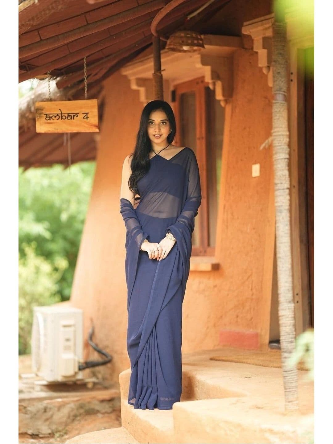 Sangria Poly Georgette Designer Maheshwari Saree thumbnail 4