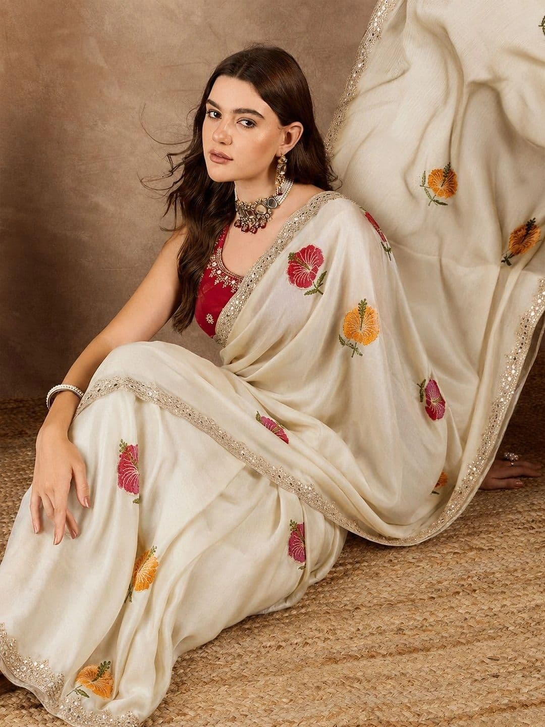 Tradivibe Floral Embroidered Pure Georgette Heavy Work Saree thumbnail 5