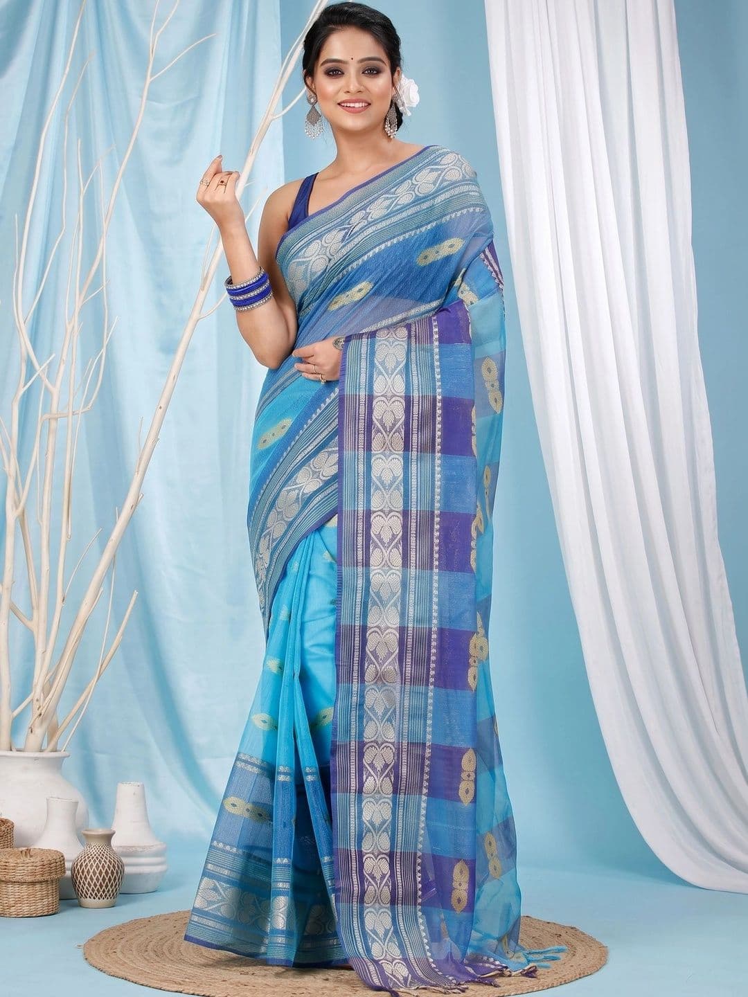 GitAsit Woven Design Zari Pure Cotton Handloom Taant Saree thumbnail 4