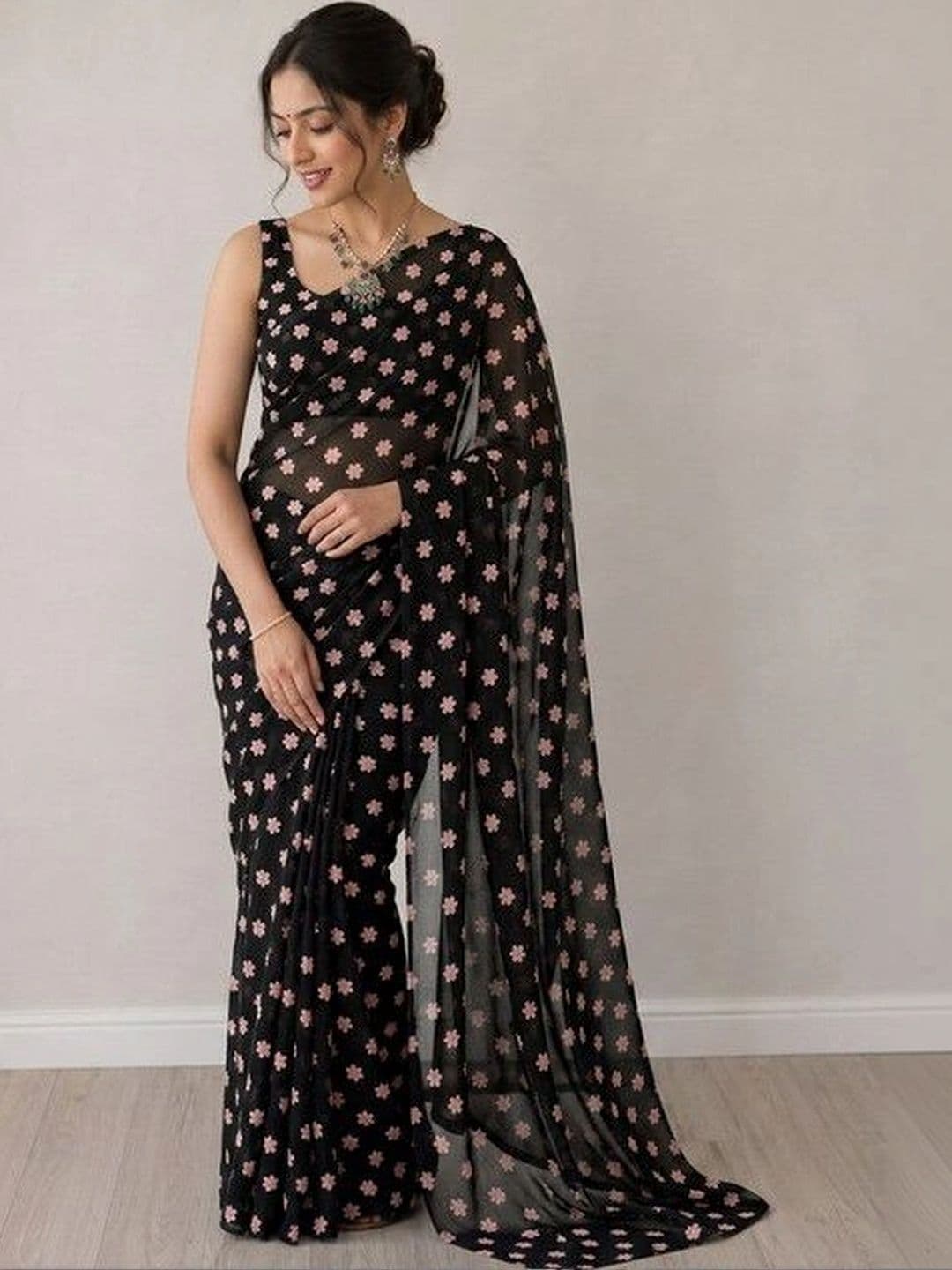 ARIHANT CREATIONS Floral Poly Georgette Saree thumbnail 4