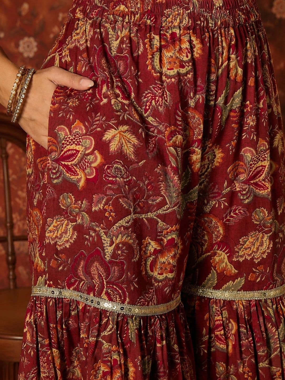 Sangria Women Printed Empire Gotta Patti Kurta with Sharara & With Dupatta thumbnail 2