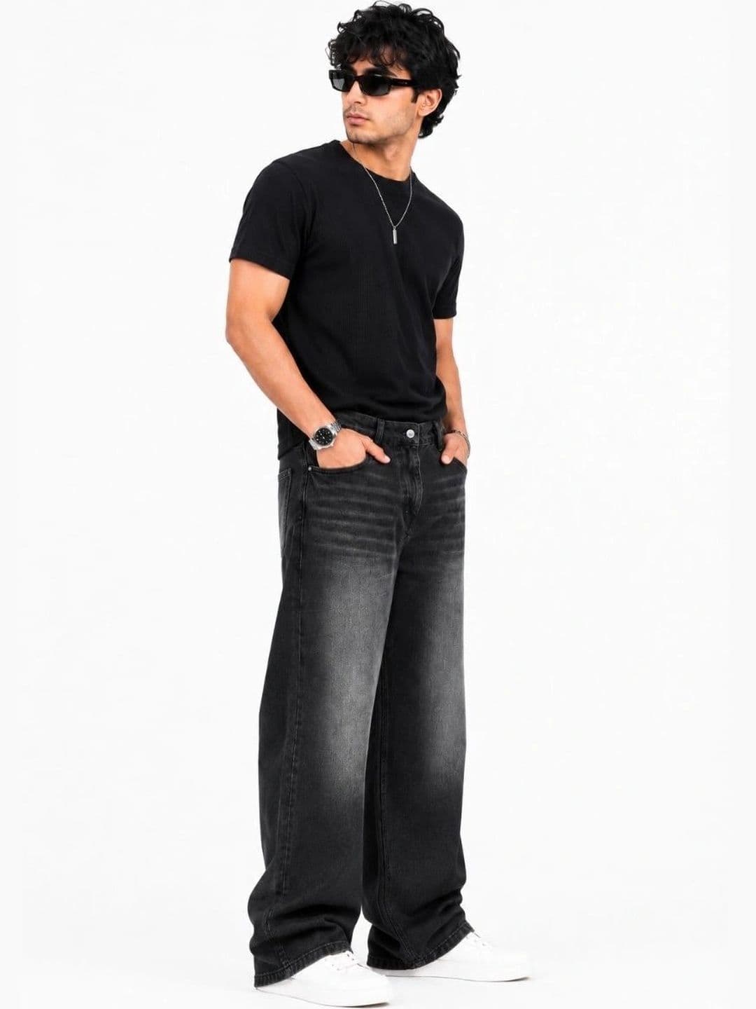 MQ Denim Men Straight Fit Mid-Rise Low Distress Light Fade Jeans thumbnail 3