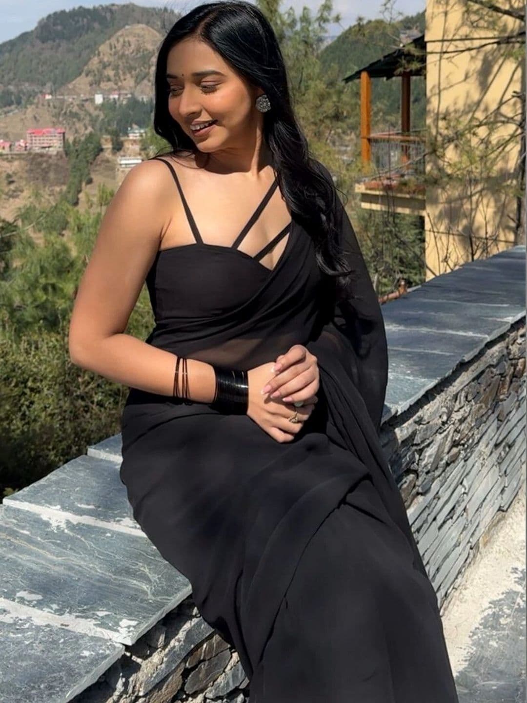 Sangria Poly Georgette Designer Maheshwari Saree thumbnail 2