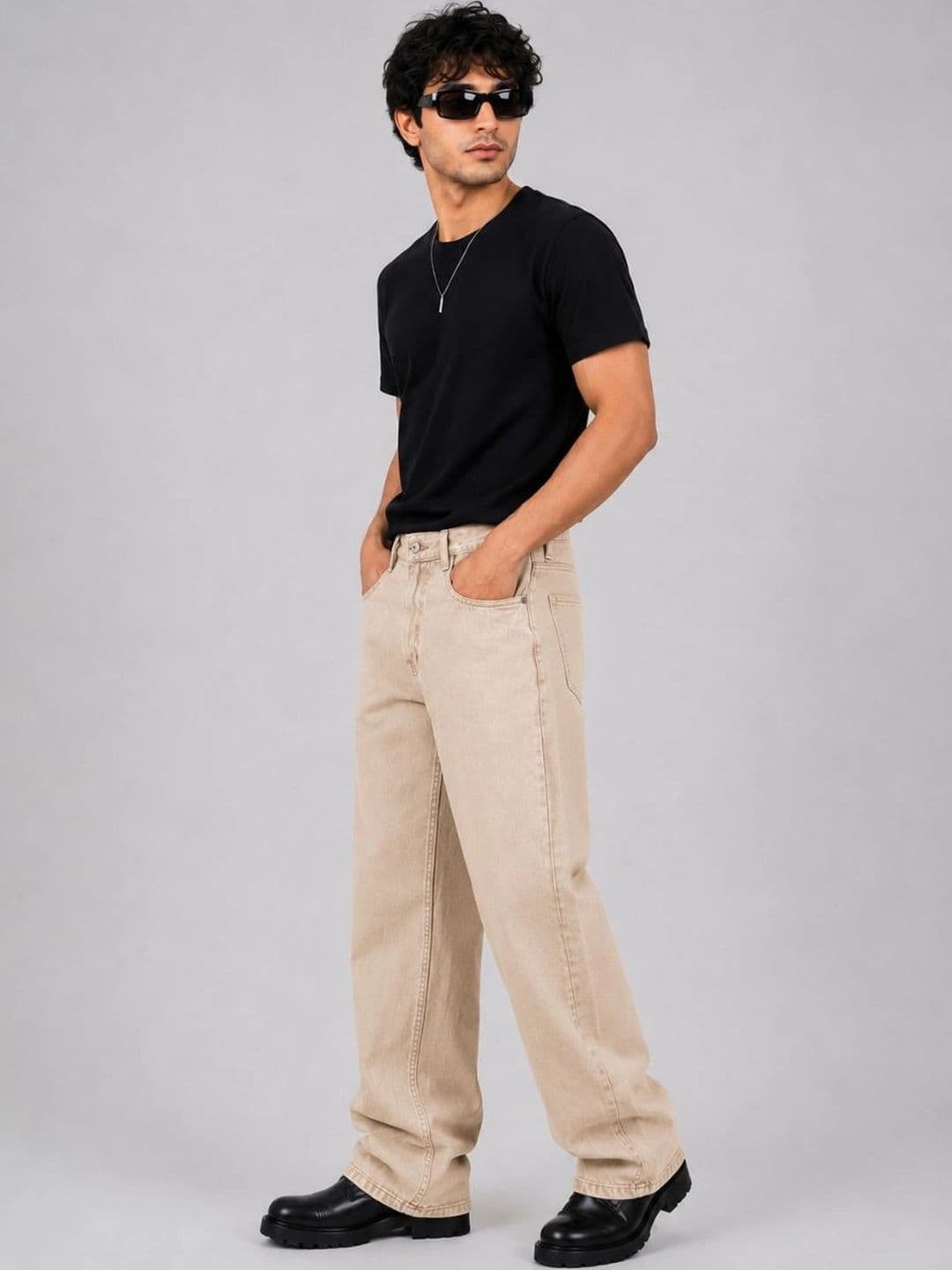 MQ Denim Men Straight Fit Mid-Rise Jeans thumbnail 4