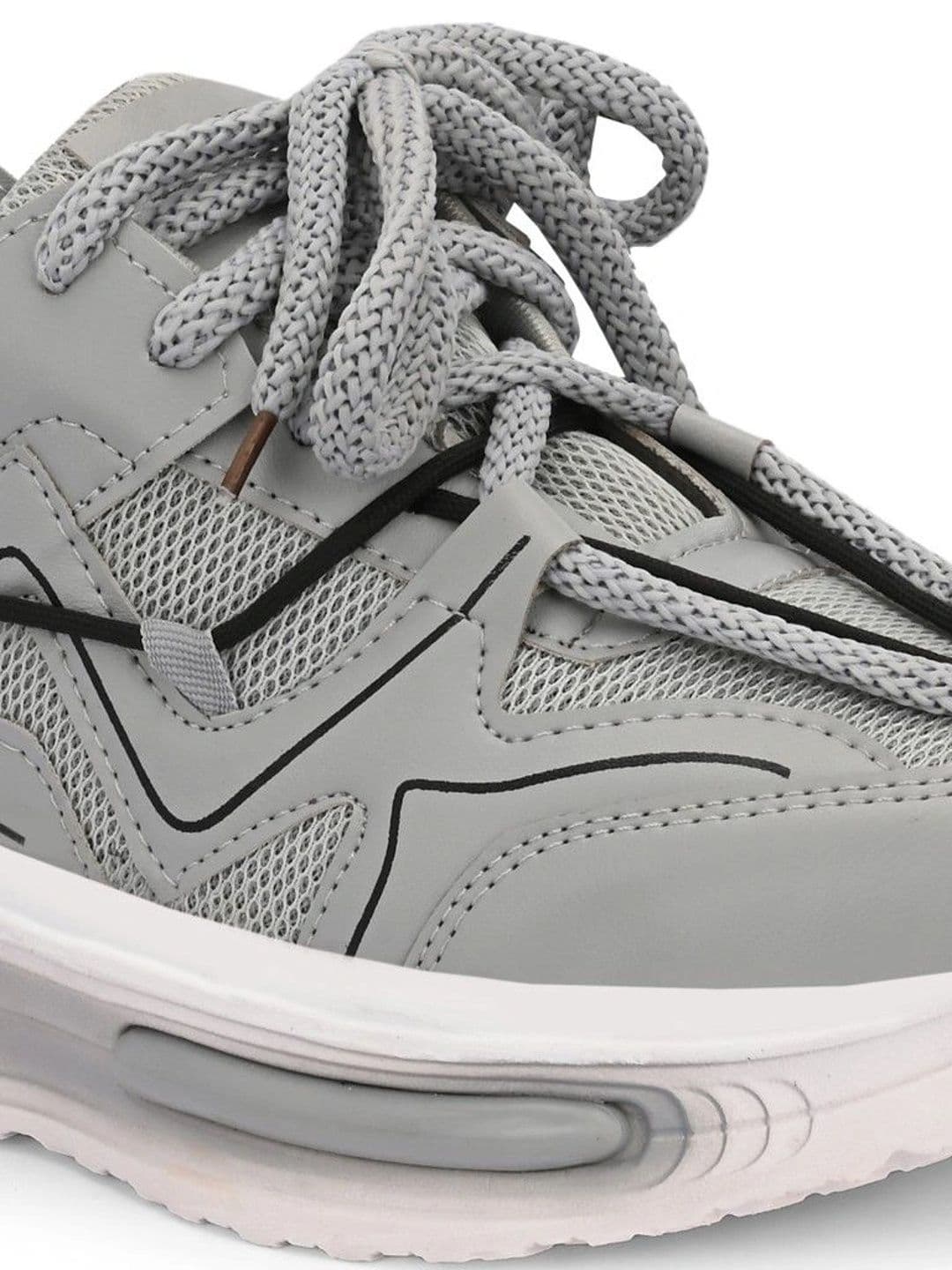 BUCIK Men Textured Sneakers thumbnail 3