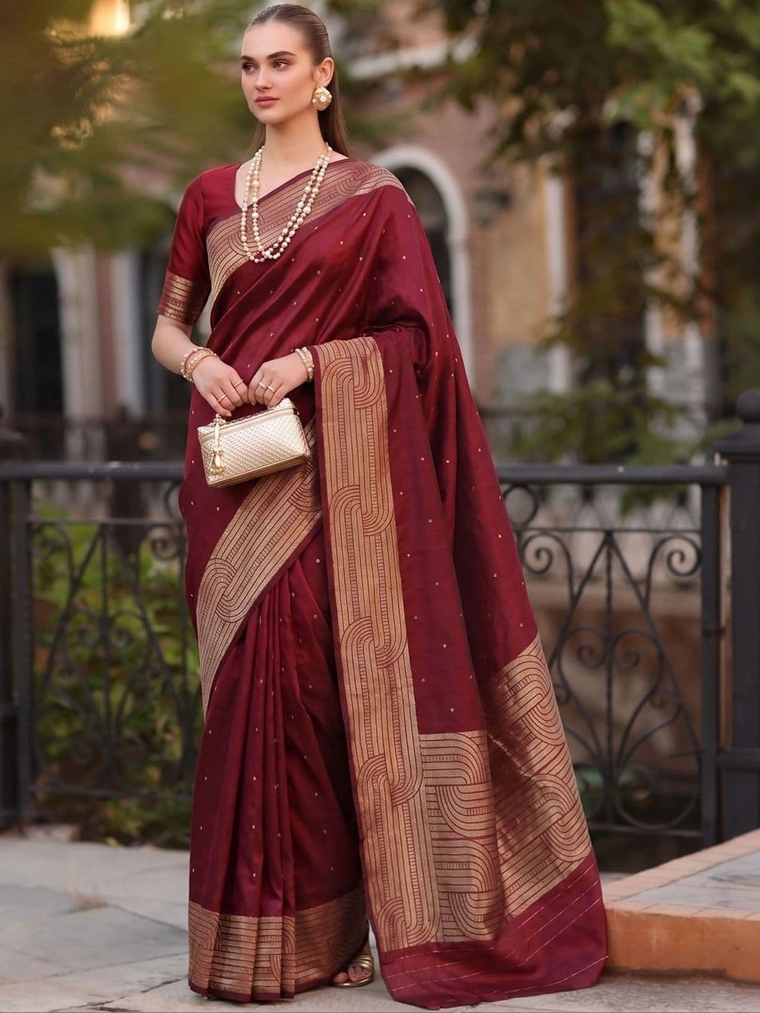 Mitera Woven Design Zari Silk Blend Banarasi Saree - view 1