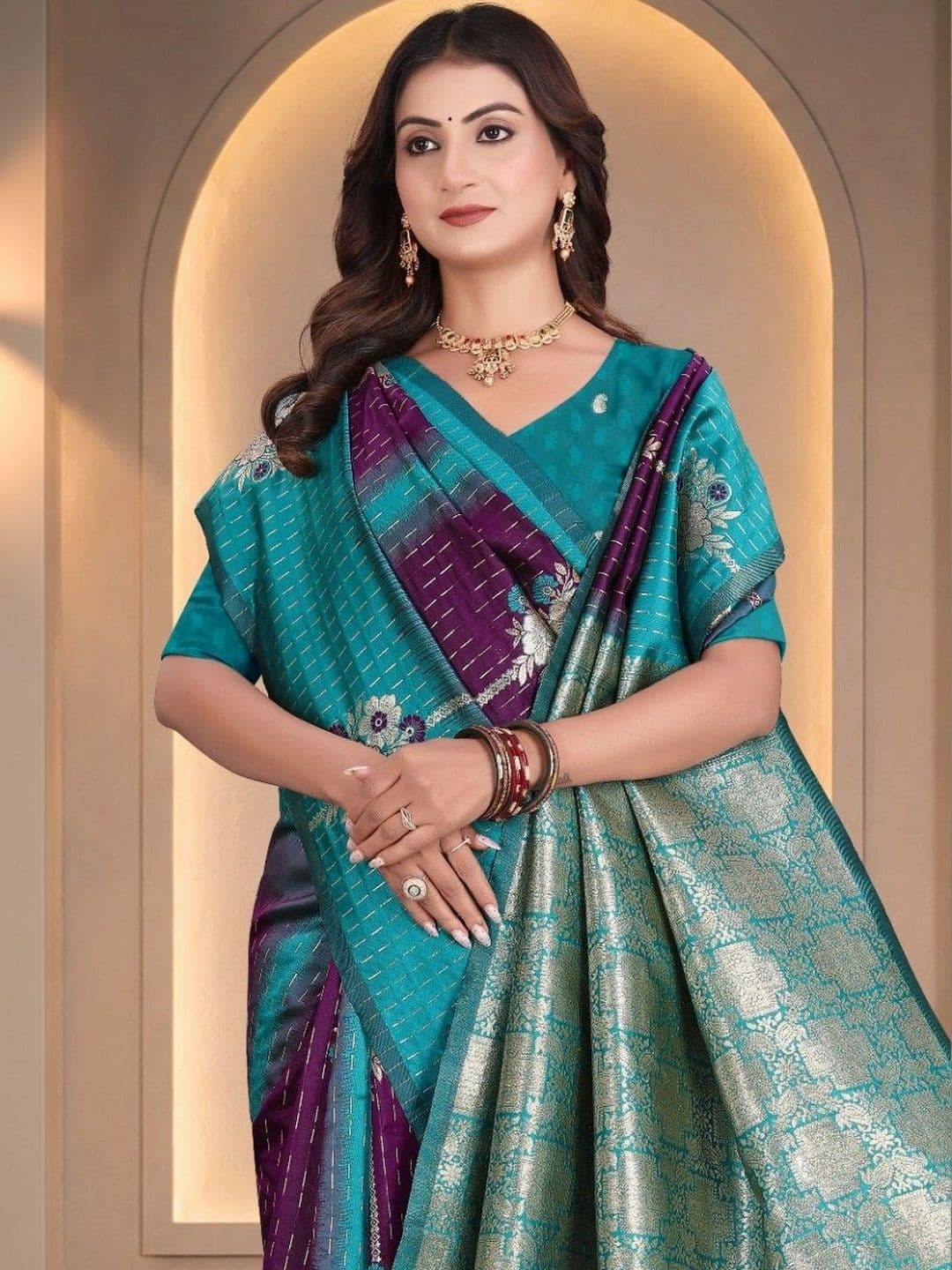 SILKARA CREATION Striped Zari Silk Blend Banarasi Saree thumbnail 3
