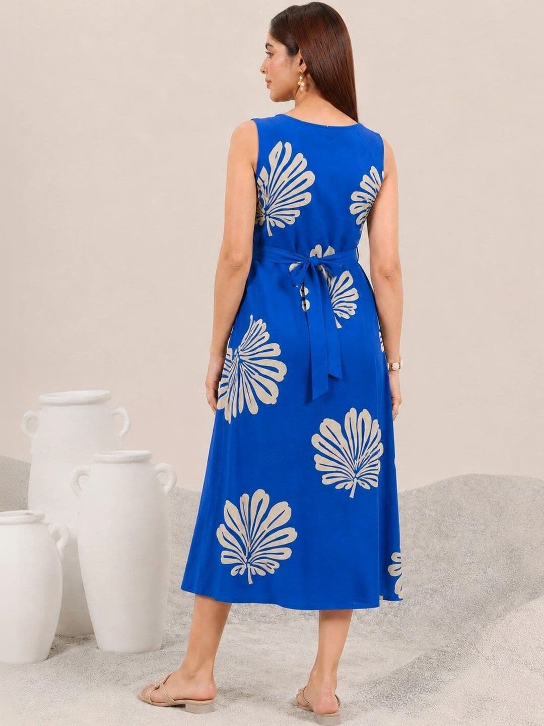 KALINI Women Floral Printed Floral Kurta thumbnail 4